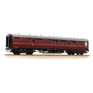 (image for) 34-462 LNER Thompson Brake Second Corridor BR Maroon